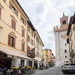 Residenza Corso Garibaldi - F&l Apartmán Brescia